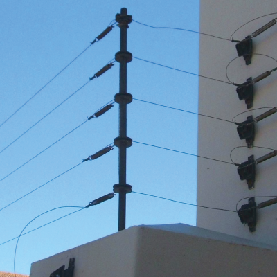 Instalación de cámaras de seguridad y cercas eléctricas en Parque Batlle